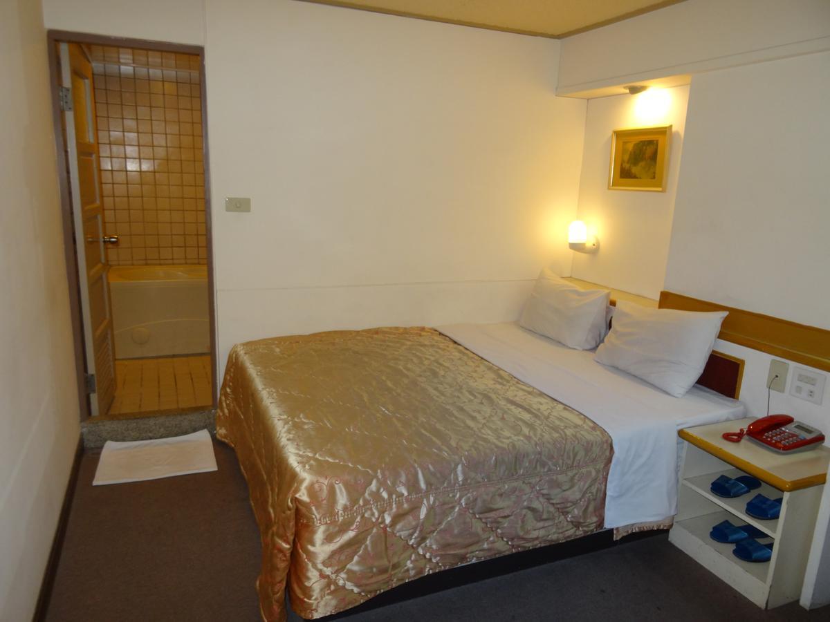 Jia Xin Hotel 자이 외부 사진